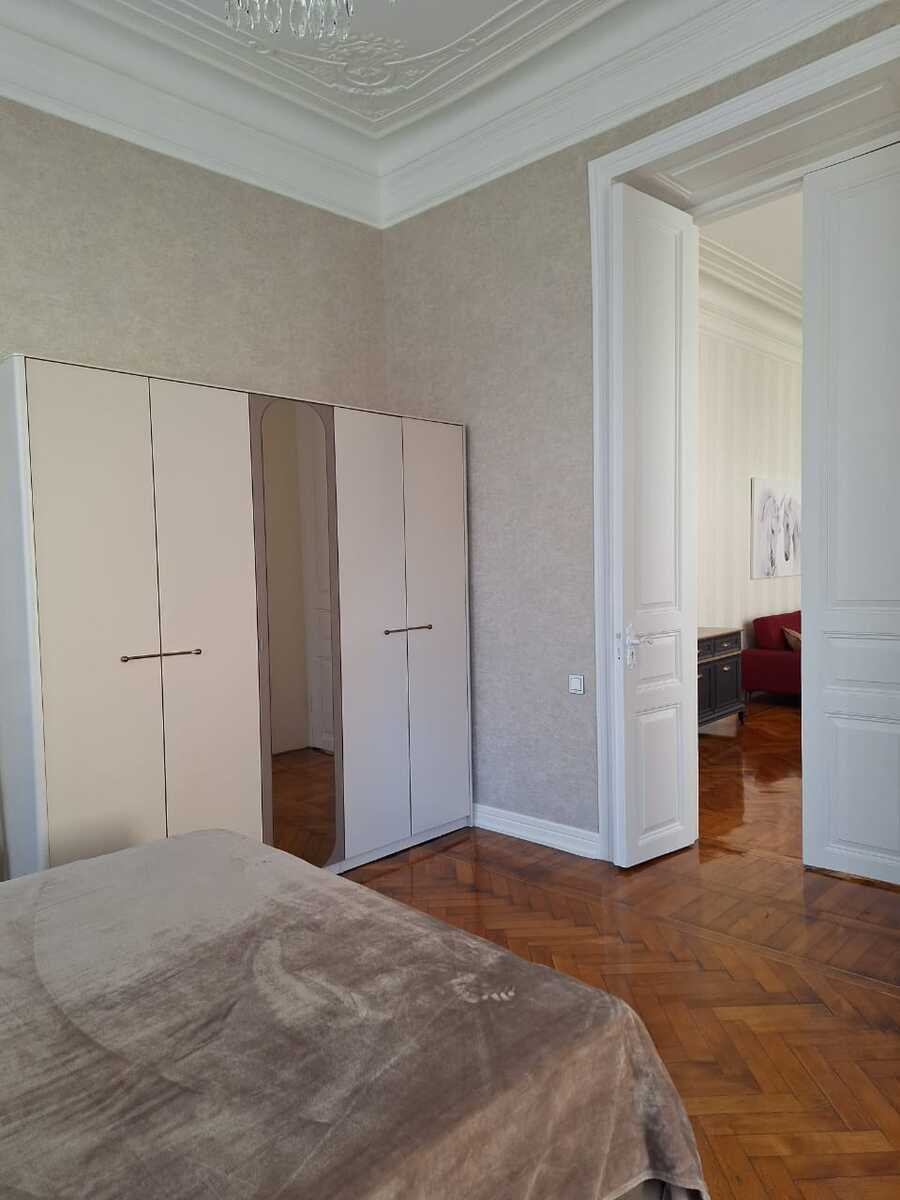 İcarəyə verilir 2 otaqlı köhnə tikili 80 m² — Mənzil, Bakı (6)