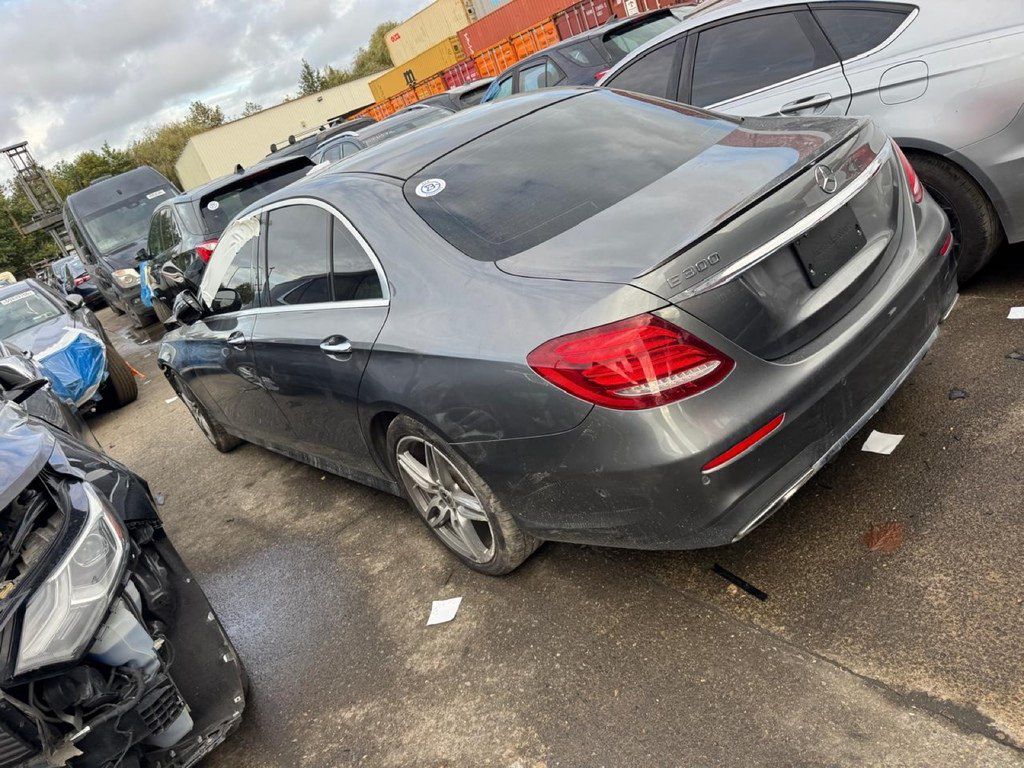 Mercedes E 300, 2.0 L, 2019 il, 126 886 km — Avtomobillər, Bakı (4)