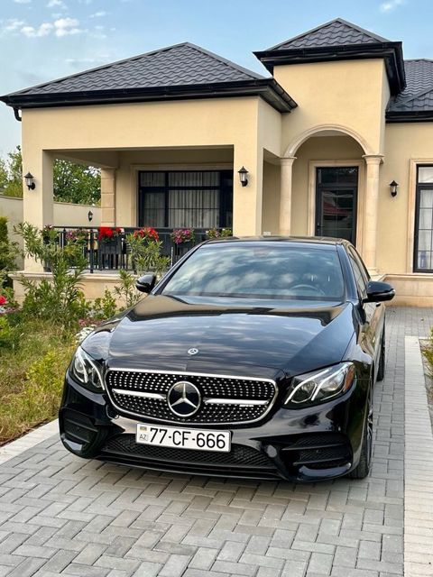 Mercedes E 300, 2.0 L, 2017 il, 129 000 km — Bakı