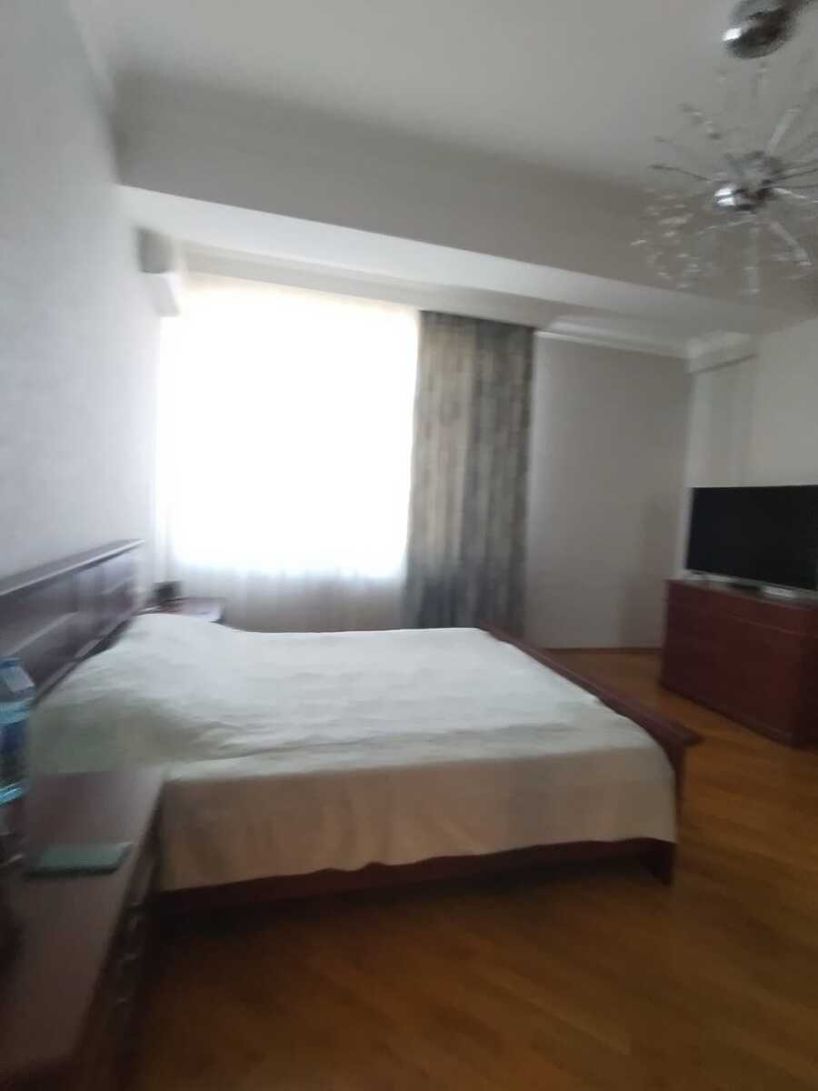 Satılır 4 otaqlı yeni tikili 190 m² — Mənzil, Bakı (11)