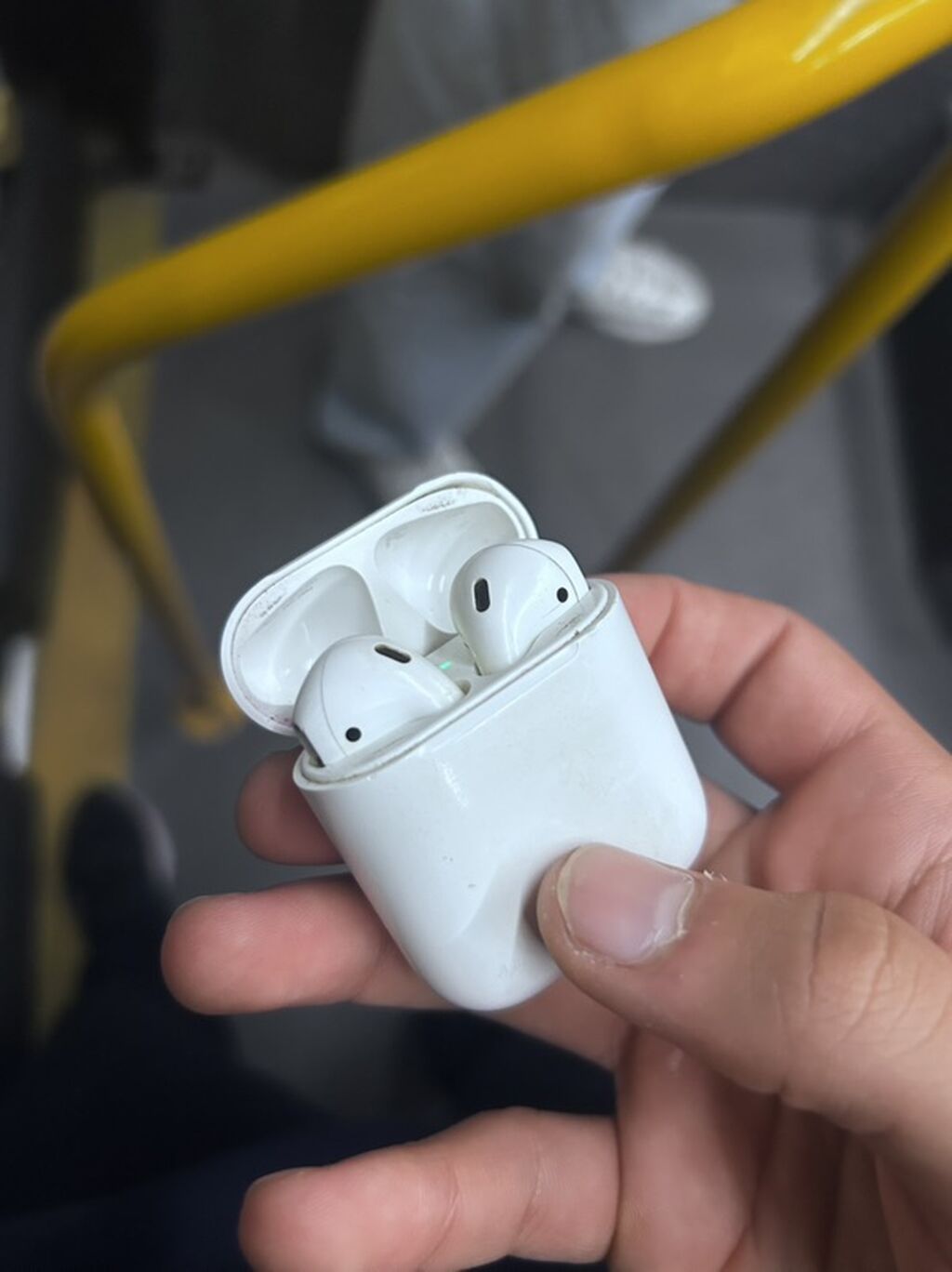 Airpods 1 tam iwlek original — Qulaqcıqlar, Bakı (3)