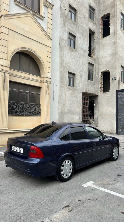 Opel Vectra, 1.6 L, 2000 il, 305 000 km 88-BC-821 — Avtomobillər, Bakı (3)