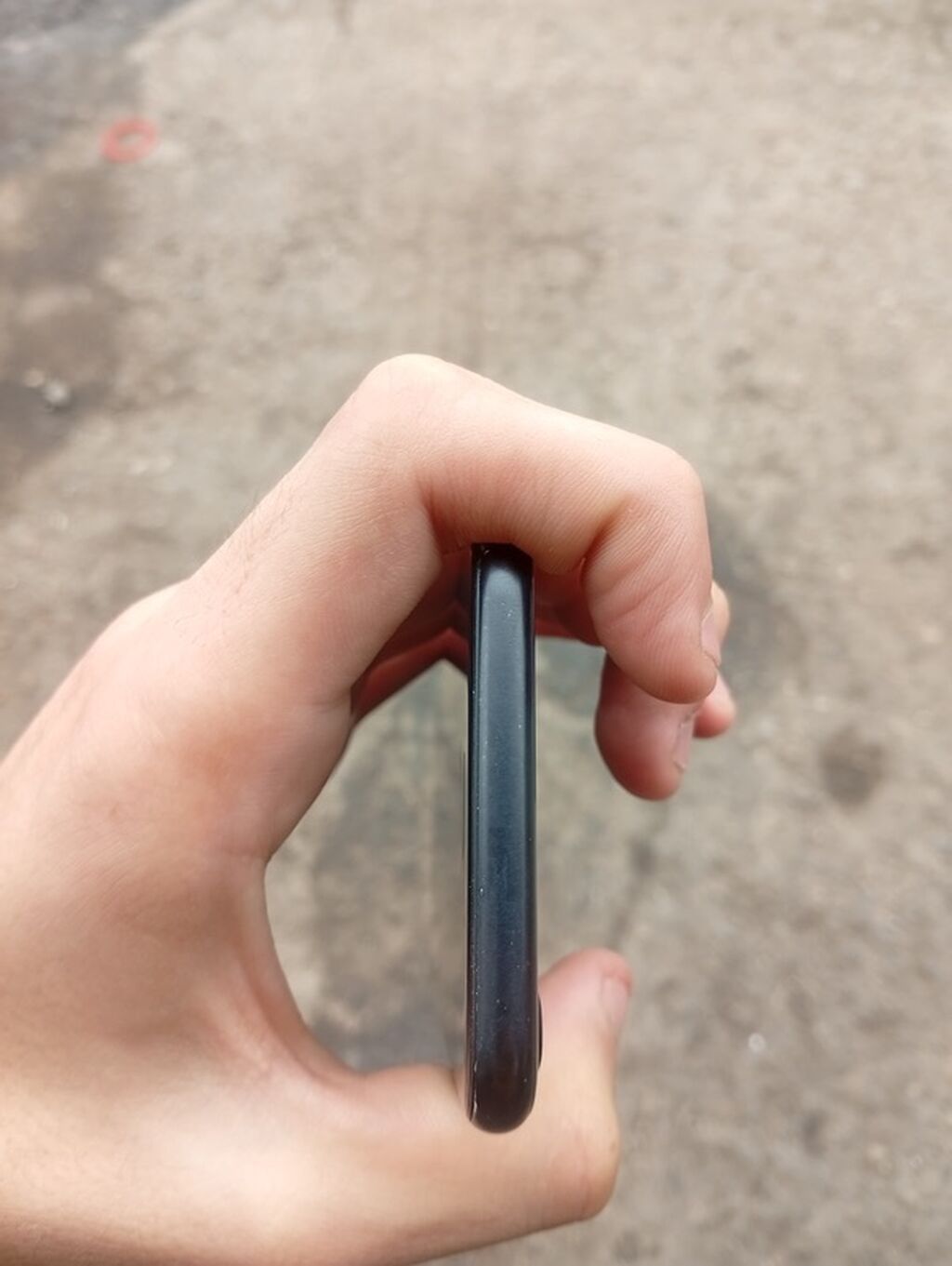 IPhone SE 2020, 64 GB, Qara, Barmaq izi, Simsiz şarj — Apple iPhone, Xaçmaz (7)