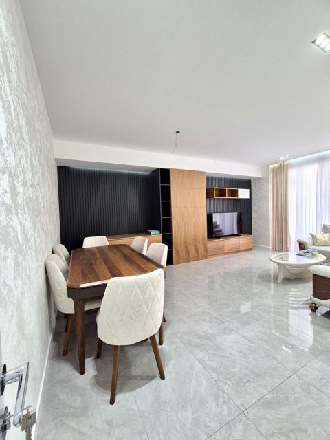 İcarəyə verilir 3 otaqlı yeni tikili 120 m² — Bakı