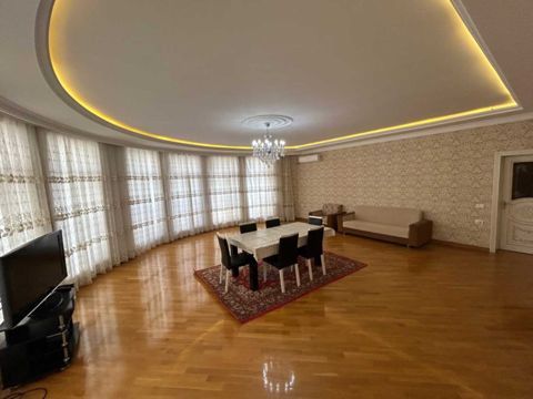 Satılır 3 otaqlı yeni tikili 160 m² — Bakı