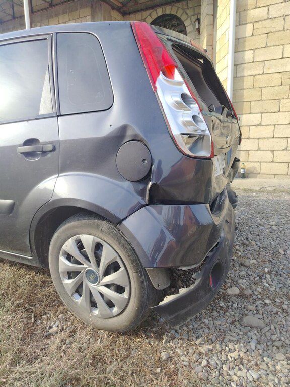 Ford Fiesta, 1.3 L, 2006 il, 310 000 km — Avtomobillər, Goranboy (4)