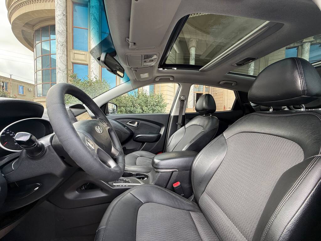 Hyundai ix35, 2.0 L, 2011 il, 200 000 km 90-MH-858 — Avtomobillər, Bakı (8)