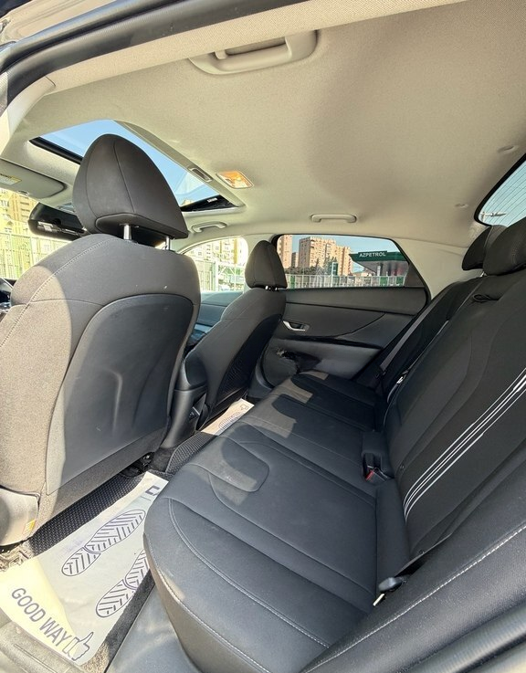 Hyundai Elantra, 2025 il, 27000 km, 2 L 99-UR-111 — Avtomobillər, Bakı (10)