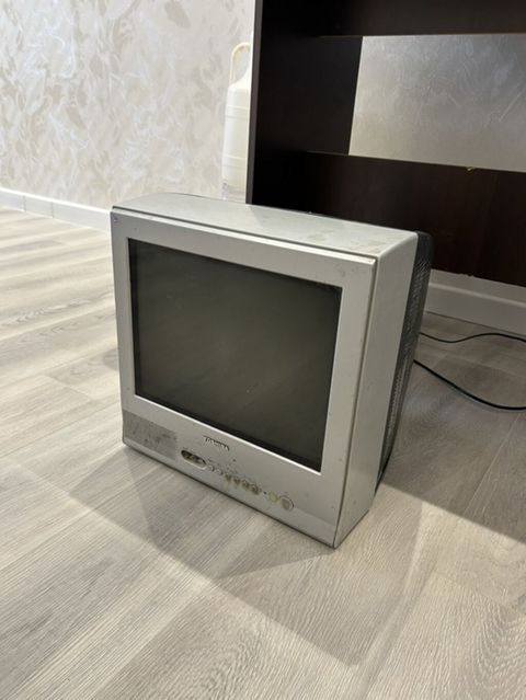 Toshiba markalı rəngli kineskop televizor. Kompakt ölçülü klassik CRT — 45 ₼ · Sumqayıt · Televizorlar Toshiba markalı rəngli kineskop televizor. Kompakt ölçülü klassik CRT — Sumqayıt