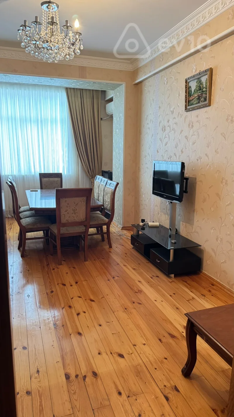 3 otaqlı mənzil, 120 m², Məhəmməd Hadi — kirayə — Bakı