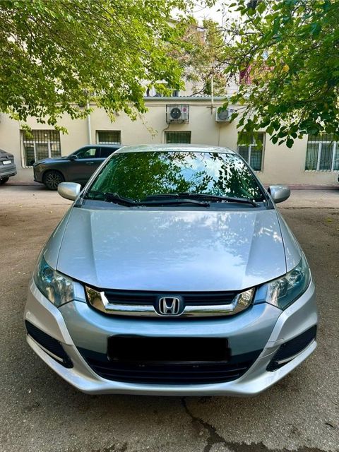 Honda Insight, 1.3 L, 0.58 kWh, 2011 il, 370 000 km — 11 800 ₼ · Bakı · Avtomobillər Honda Insight, 1.3 L, 0.58 kWh, 2011 il, 370 000 km — Bakı