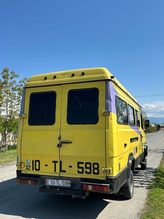 Mercedes 508, 2.9 L, 1991 il, 111 111 km 10-TL-598 — Avtomobillər, Zaqatala (5)