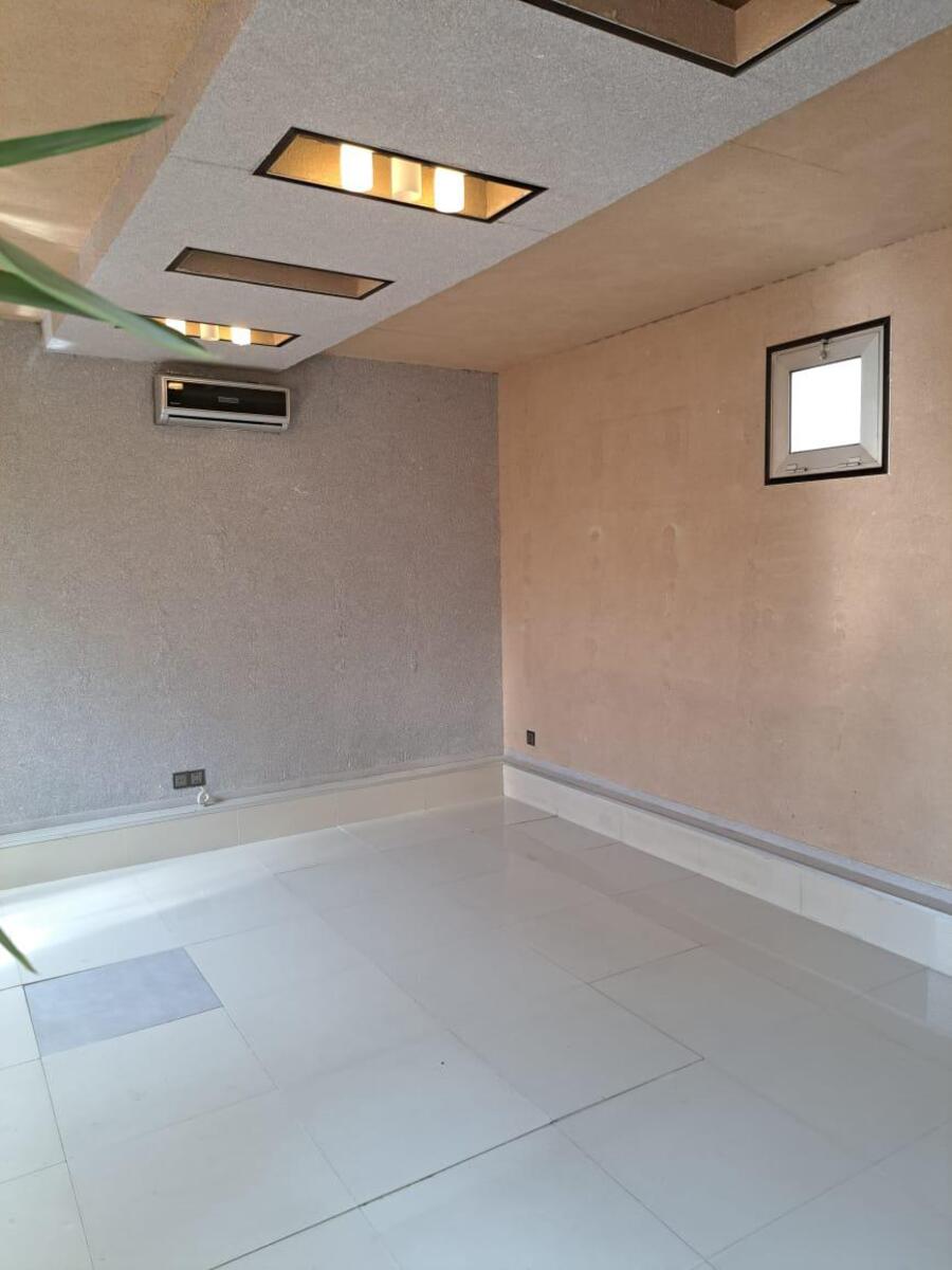 Satılır obyekt 28 m² — Əmlak, Bakı (3)