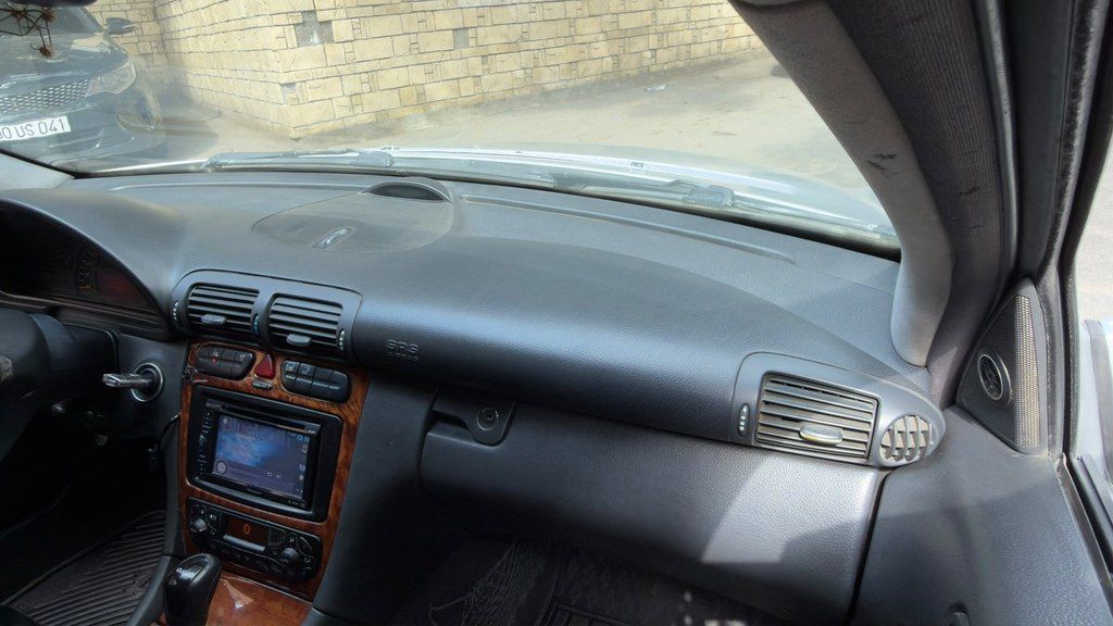 Mercedes C 200, 2.0 L, 2001 il, 245 000 km 90-UA-580 — Avtomobillər, Bakı (4)