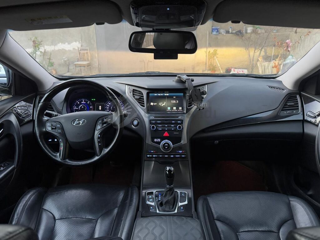Hyundai Grandeur: 2.2 l 2015 il Sedan — Avtomobillər, Bakı (8)