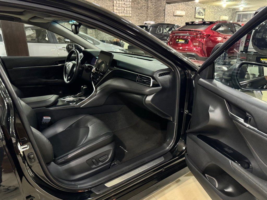 Toyota Camry, 2.5 L, 1.6 kWh, 2023 il, 60 000 km — Avtomobillər, Bakı (12)
