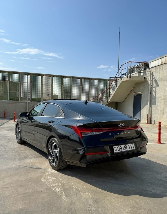 Hyundai Elantra, 2025 il, 27000 km, 2 L 99-UR-111 — Avtomobillər, Bakı (4)