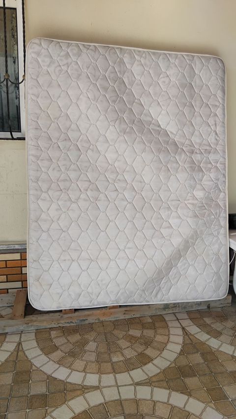 İşlənmiş, Sadə matras, İki nəfərlik — 50 ₼ · Xırdalan · Matraslar İşlənmiş, Sadə matras, İki nəfərlik — Xırdalan