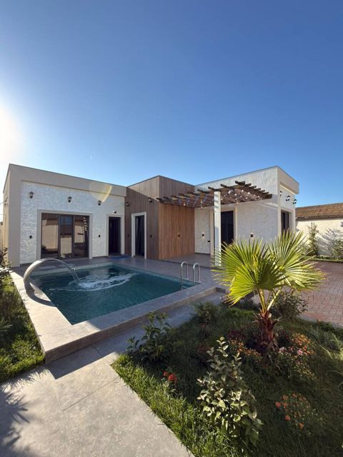 Satılır 4 otaqlı həyət evi/bağ evi 160 m² — 312 000 ₼ · Bakı · Ev, villa Satılır 4 otaqlı həyət evi/bağ evi 160 m² — Bakı