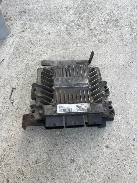 Renault Megane ehtiyat hissələri — 30 ₼ · Bakı · Ehtiyat hissələri və aksesuarlar Renault Megane ehtiyat hissələri — Bakı