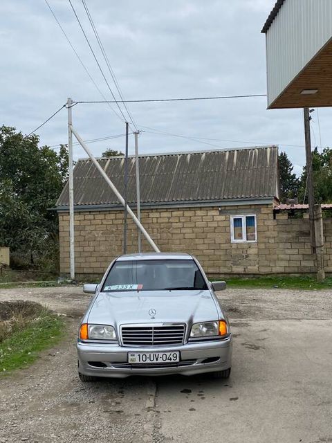 Mercedes C 180, 1.8 L, 1998 il, 325 566 km — Bakı