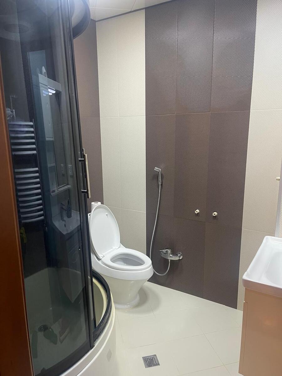 İcarəyə verilir 3 otaqlı yeni tikili 150 m² — Mənzil, Bakı (6)