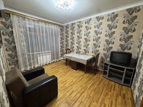 Satılır 2 otaqlı köhnə tikili 55 m² — Bakı