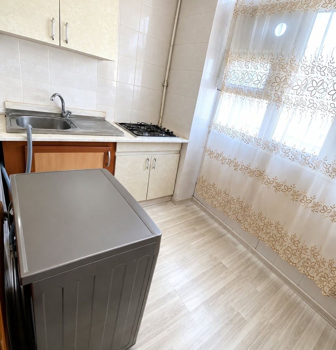 İcarəyə verilir 2 otaqlı köhnə tikili 50 m² — Mənzil, Bakı (7)
