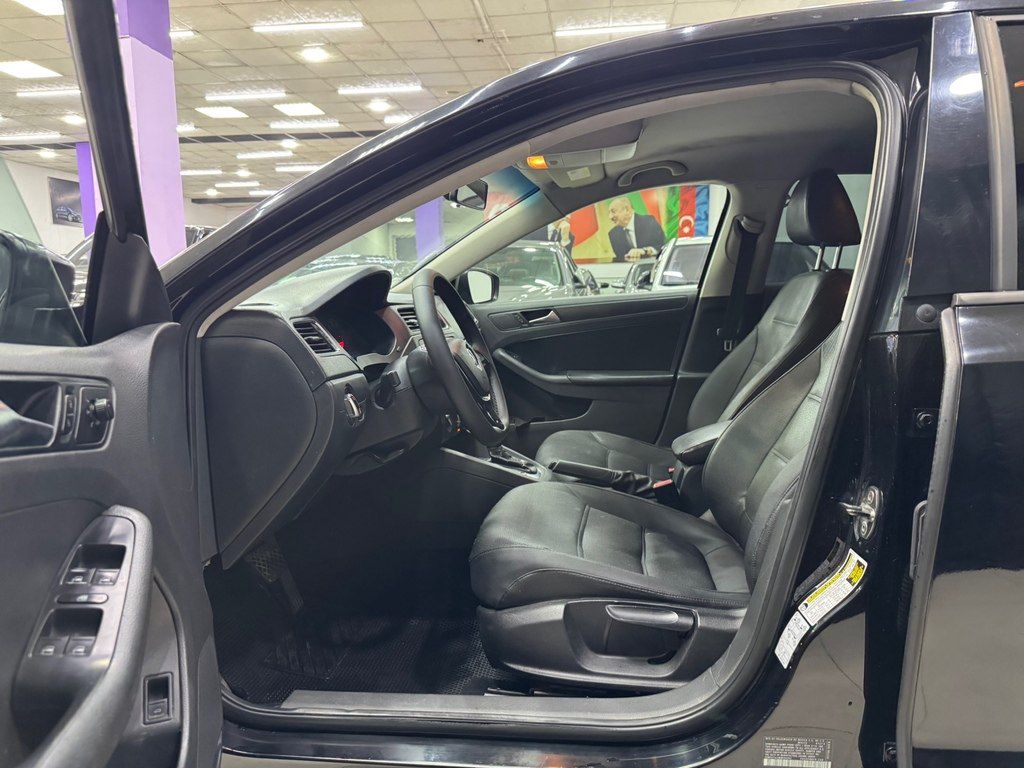 Volkswagen Jetta, 1.8 L, 2013 il, 186 000 km — Avtomobillər, Sumqayıt (9)