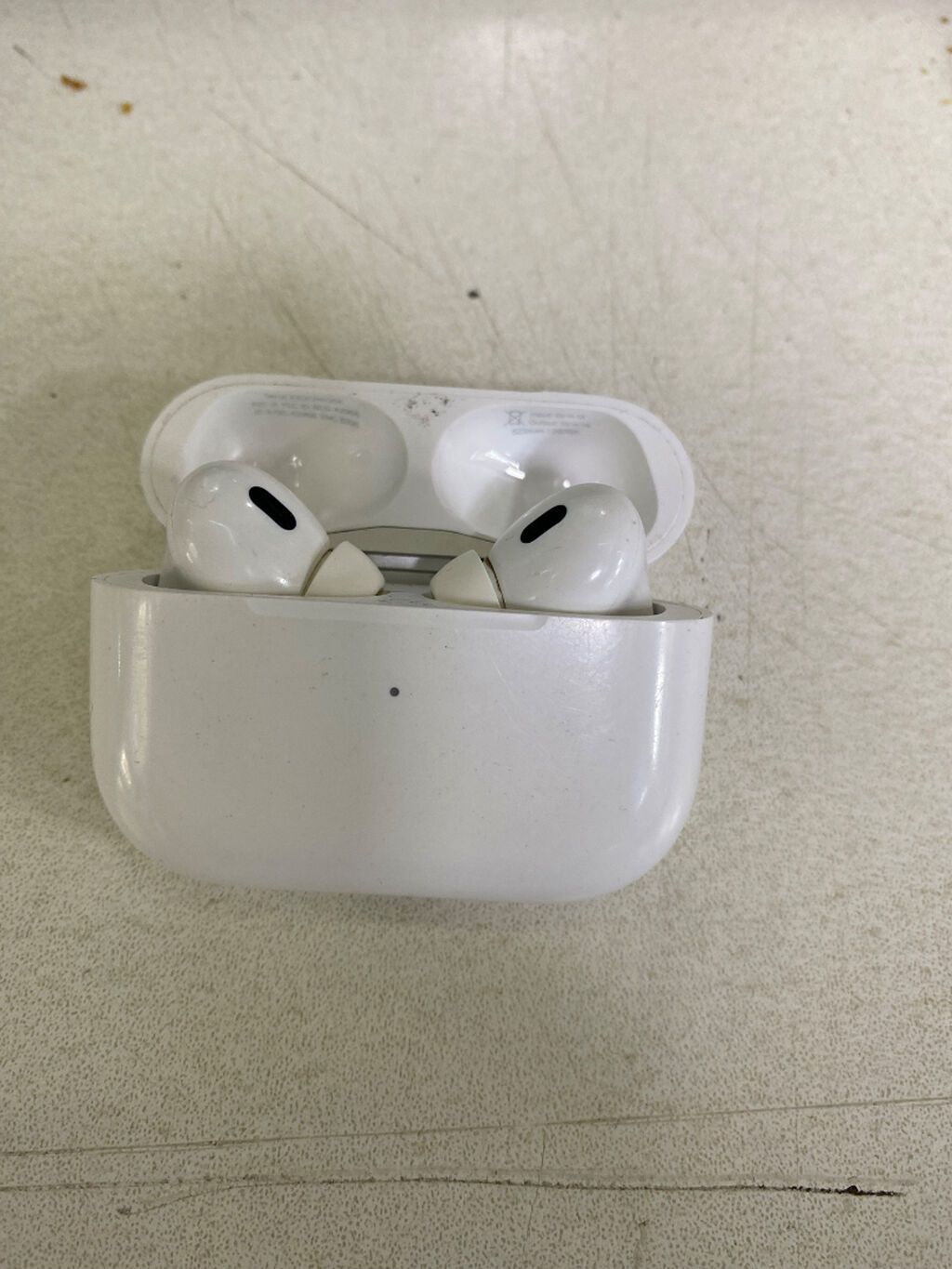 Apple AirPods Pro2 (1-ci nəsil) – simsiz qulaqlıqlar və şarj qutusu — Qulaqcıqlar, Mingəçevir (2)