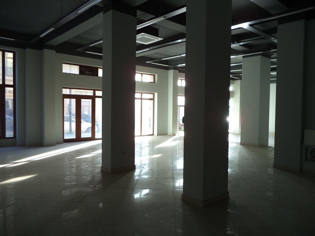 İcarəyə verilir obyekt 520 m² — Əmlak, Bakı (2)