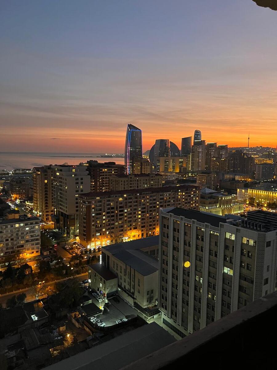 Satılır 4 otaqlı yeni tikili 187 m² — Mənzil, Bakı