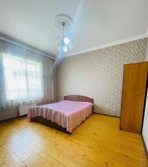 İcarəyə verilir 2 otaqlı həyət evi/bağ evi 60 m² — 450 ₼ · Bakı · Ev, villa İcarəyə verilir 2 otaqlı həyət evi/bağ evi 60 m² — Bakı