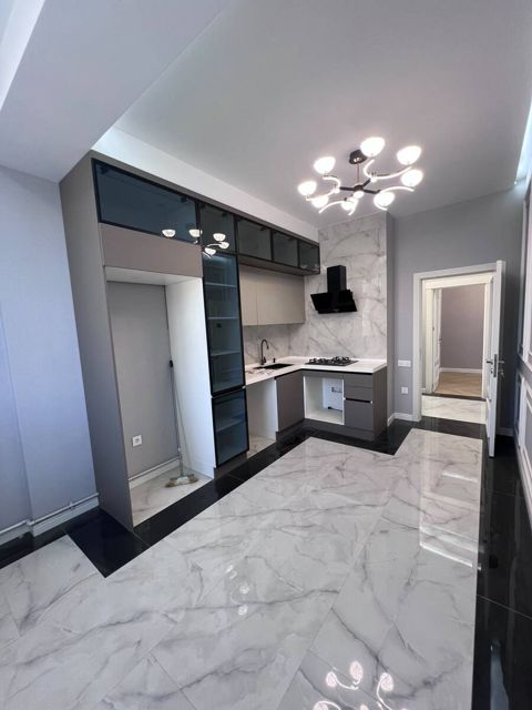 Satılır 2 otaqlı yeni tikili 77 m² — Bakı