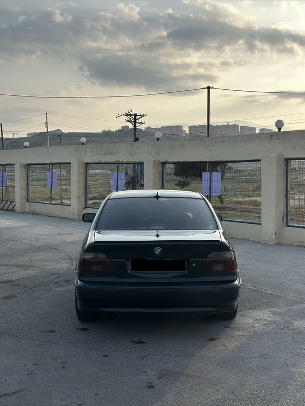 BMW 5 Series E39 sedan Yngul xercleri var xoddanib surulur dizel — Avtomobillər, Bakı (3)