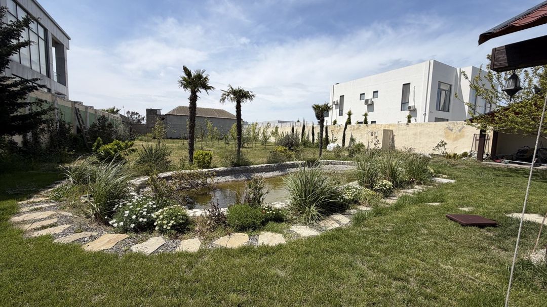 Satılır 6 otaqlı həyət evi/bağ evi 300 m² — Ev, villa, Bakı (11)