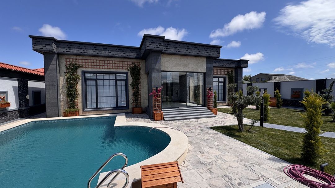 Satılır 5 otaqlı həyət evi/bağ evi 300 m² — Ev, villa, Bakı (2)