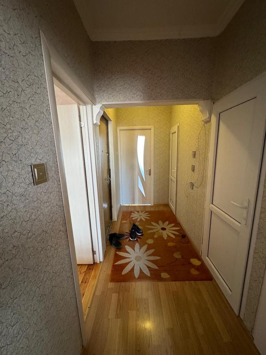 Satılır 2 otaqlı köhnə tikili 70 m² — Mənzil, Bakı (4)
