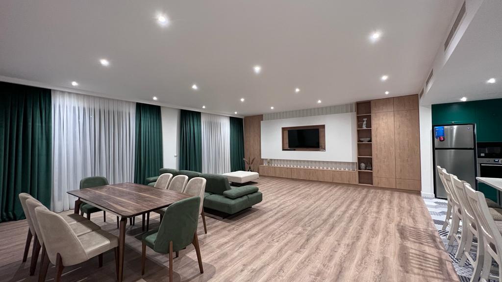 İcarəyə verilir 4 otaqlı yeni tikili 220 m² — Mənzil, Bakı (5)