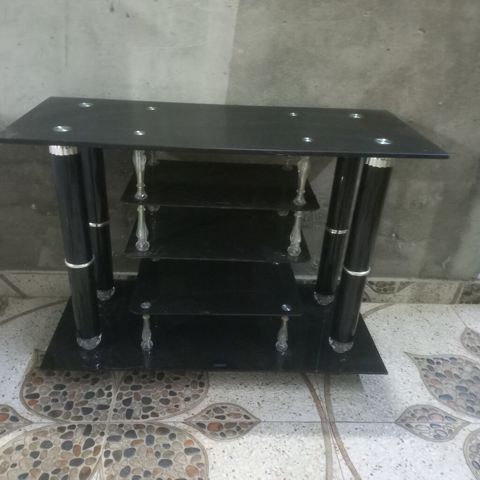 Qara rəngli TV/stend rəfi - Material: parlaq səthli panel (şüşə — Bakı