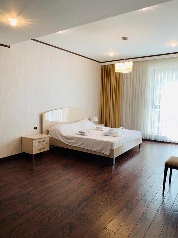 İcarəyə verilir 3 otaqlı yeni tikili 160 m² — Mənzil, Bakı (10)