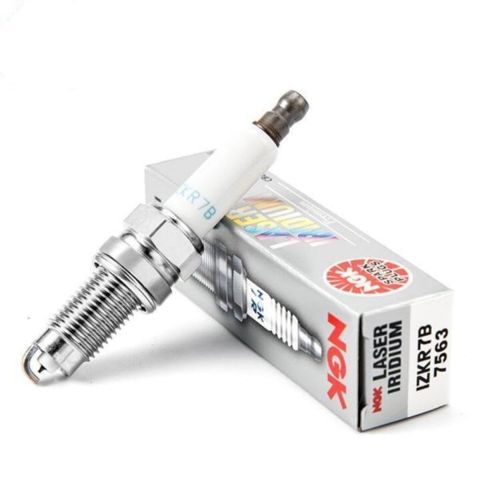 Sveca Vw Touareg 3.2 — 30 ₼ · Bakı · Ehtiyat hissələri Sveca Vw Touareg 3.2 — Bakı