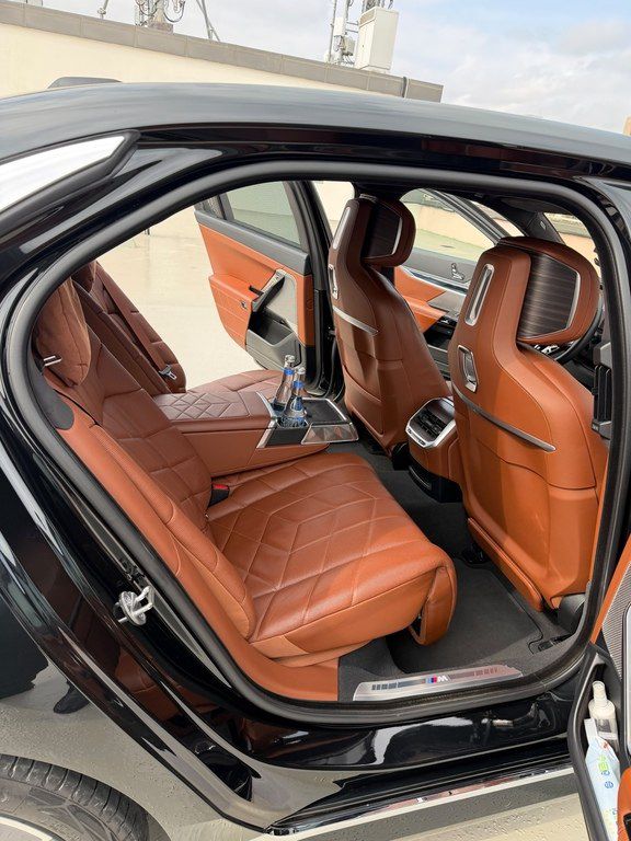 BMW 740, 3.0 L, 0.96 kWh, 2022 il, 72 000 km — Avtomobillər, Bakı (8)