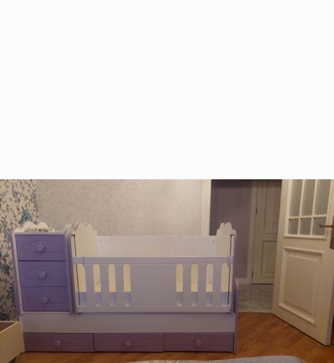 Uşaq beşiyi – transformasiya olunan model - Rəng: bənövşəyi və ağ — 90 ₼ · Bakı · Bəşikləri Uşaq beşiyi – transformasiya olunan model - Rəng: bənövşəyi və ağ — Bakı