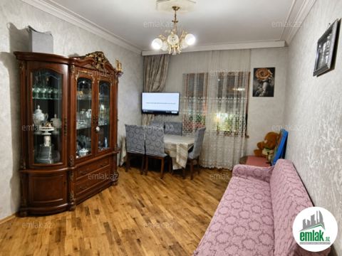 Satılır 2 otaqlı 66 m² köhnə tikili Y.Günəşli — 140 000 ₼ · Mənzil Satılır 2 otaqlı 66 m² köhnə tikili Y.Günəşli