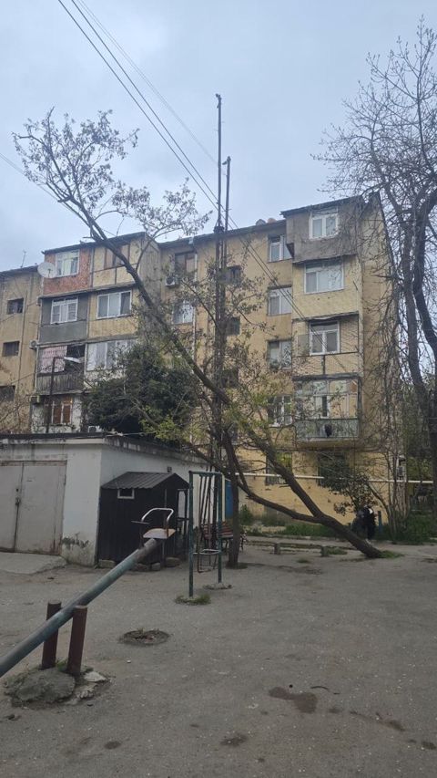 Satılır 1 otaqlı köhnə tikili 35 m² — Bakı