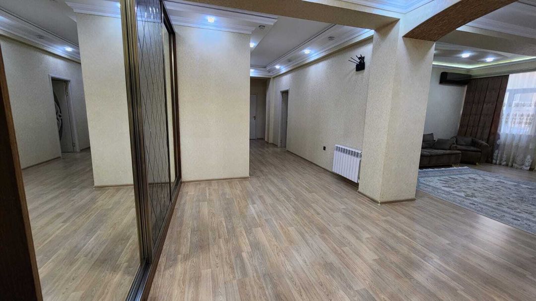 Satılır 4 otaqlı yeni tikili 150 m² — Mənzil, Bakı (12)
