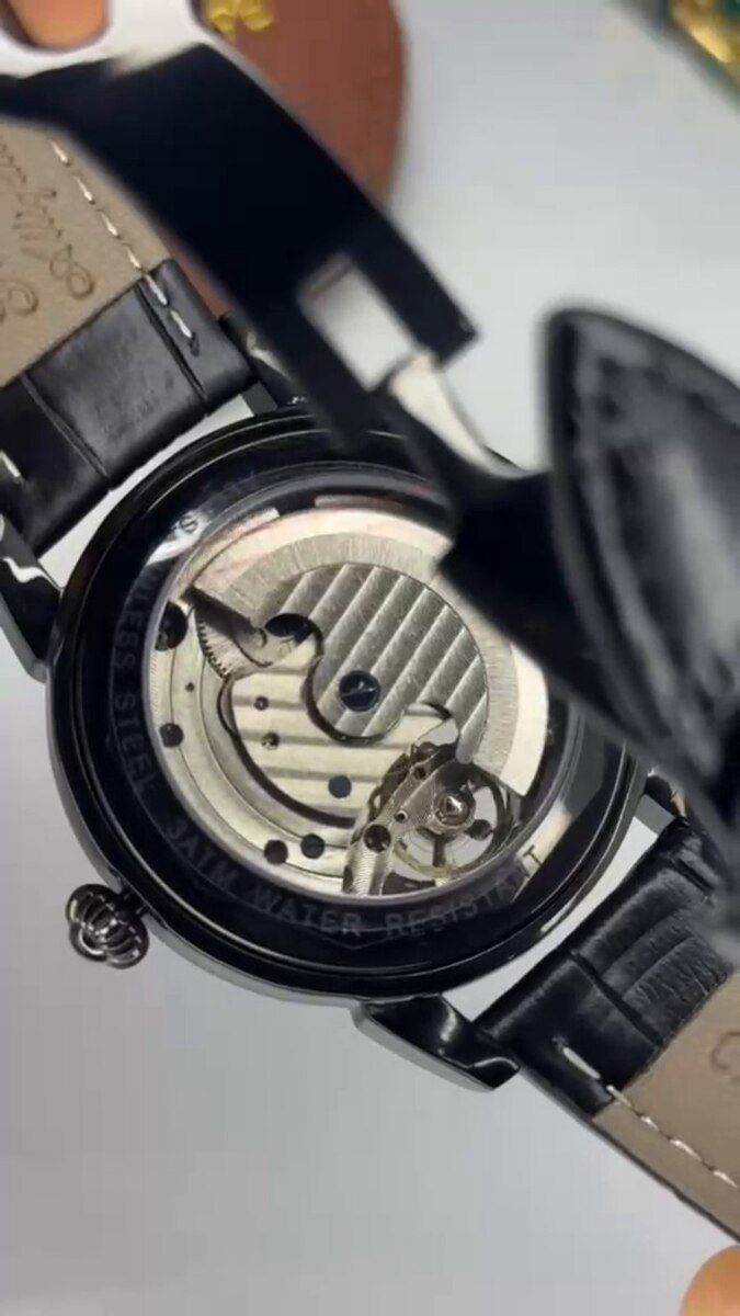 Patek Philippe qol saatı — Şəxsi əşyalar, Bakı (5)