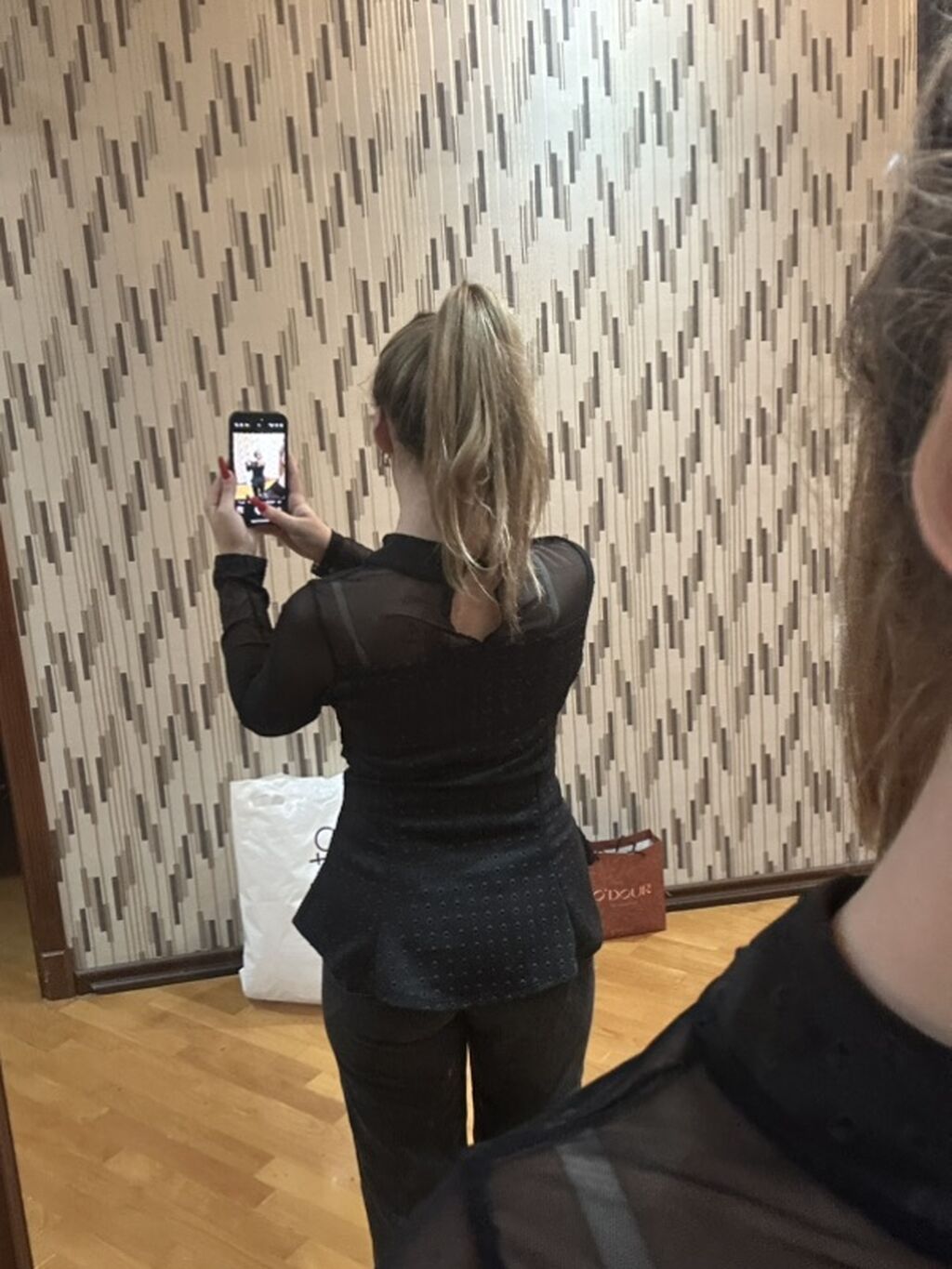 Qara şifon bluz – mesh detallı, peplum kəsim - Rəng: qara - Material — Köynək, Bakı (2)