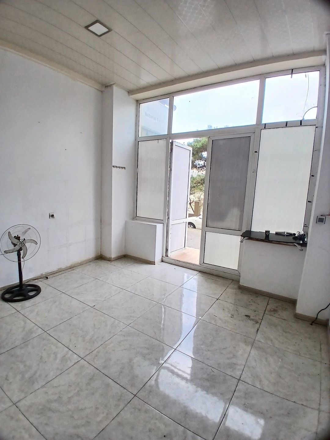 İcarəyə verilir obyekt 22 m² — Əmlak, Bakı (2)